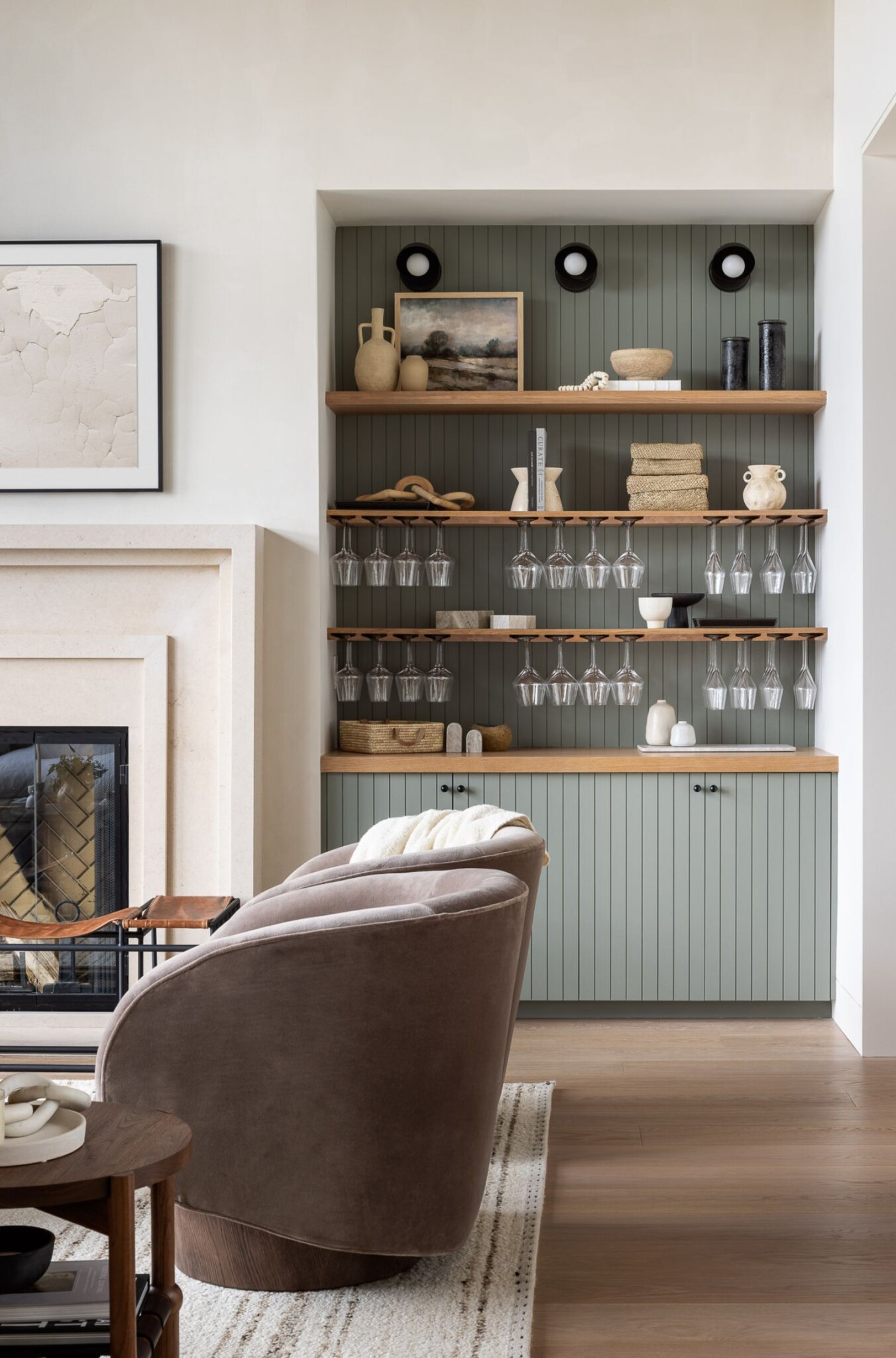 An In-Depth Look Into NY Hudson Retreat: The Epitome of Elevated Living