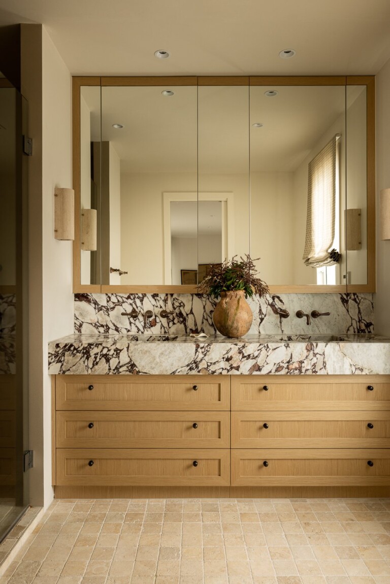Every Single Piece In This Home Is Custom Made - Modern Interior Design ...
