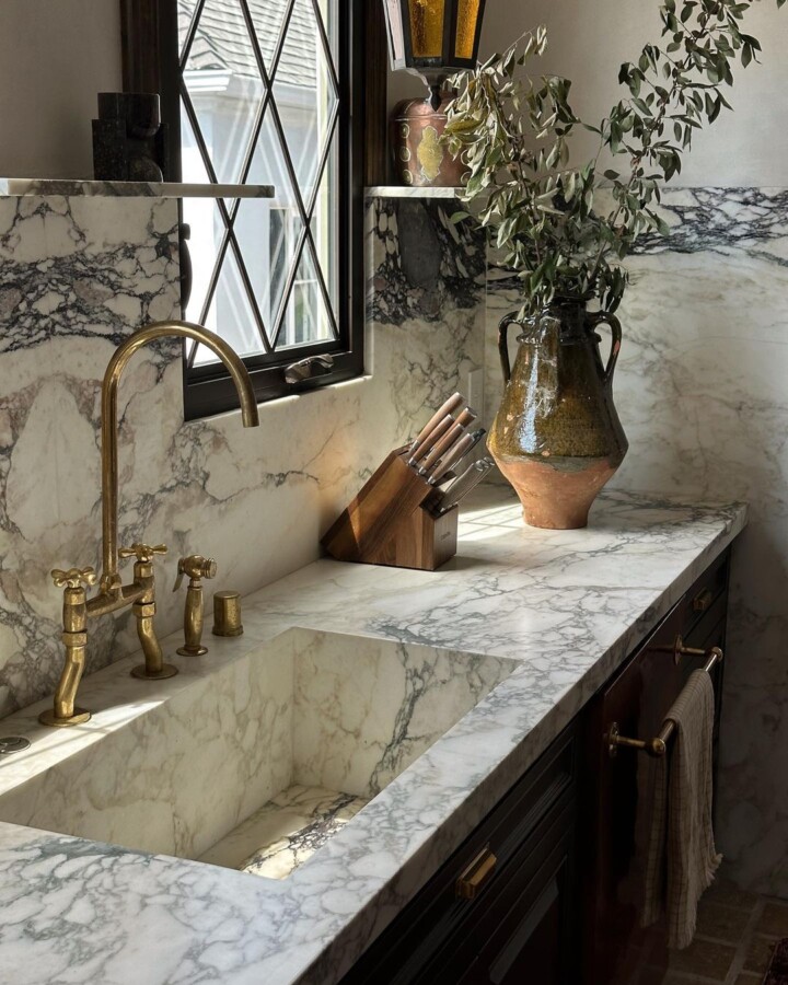 after-kitchen-with-marble-sink