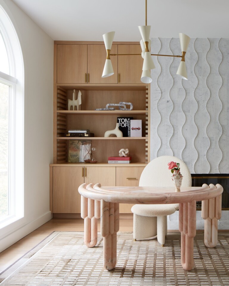 This Home Is The Epitome of Contemporary Chic