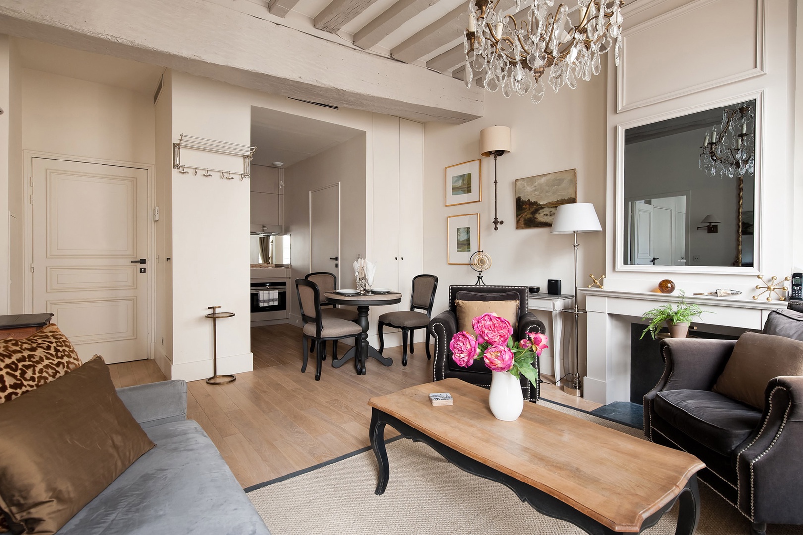 Dream Castillon Paris Rental: Experience the Perfect Vacation in the ...