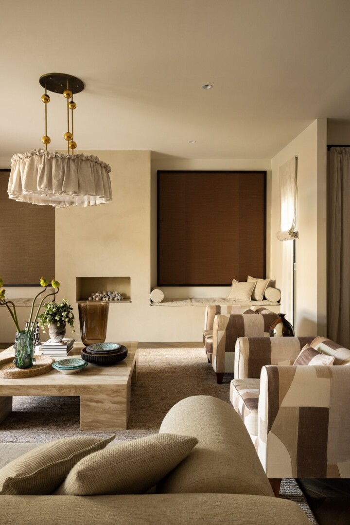 contemporary livin room with Custom Made lighting