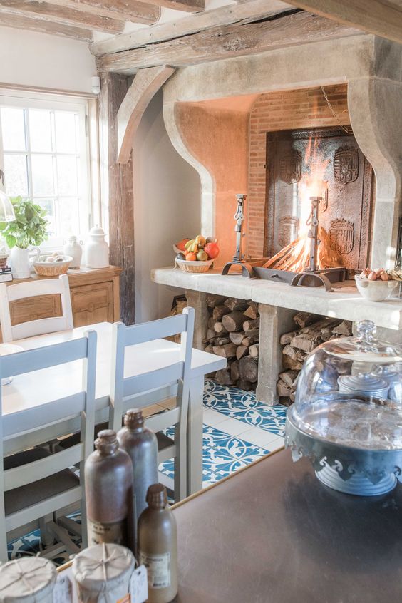 kitchen with oven-fireplace from Provence