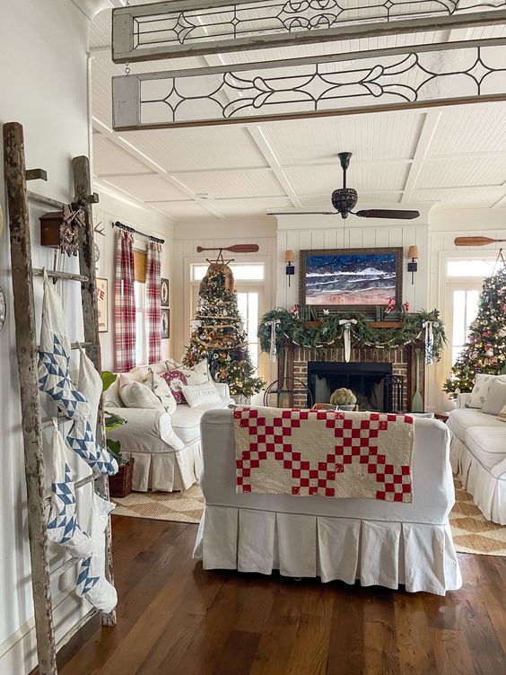 Christmas living room decor with quilts