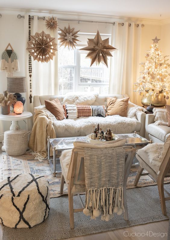 living-room-Christmas-decor