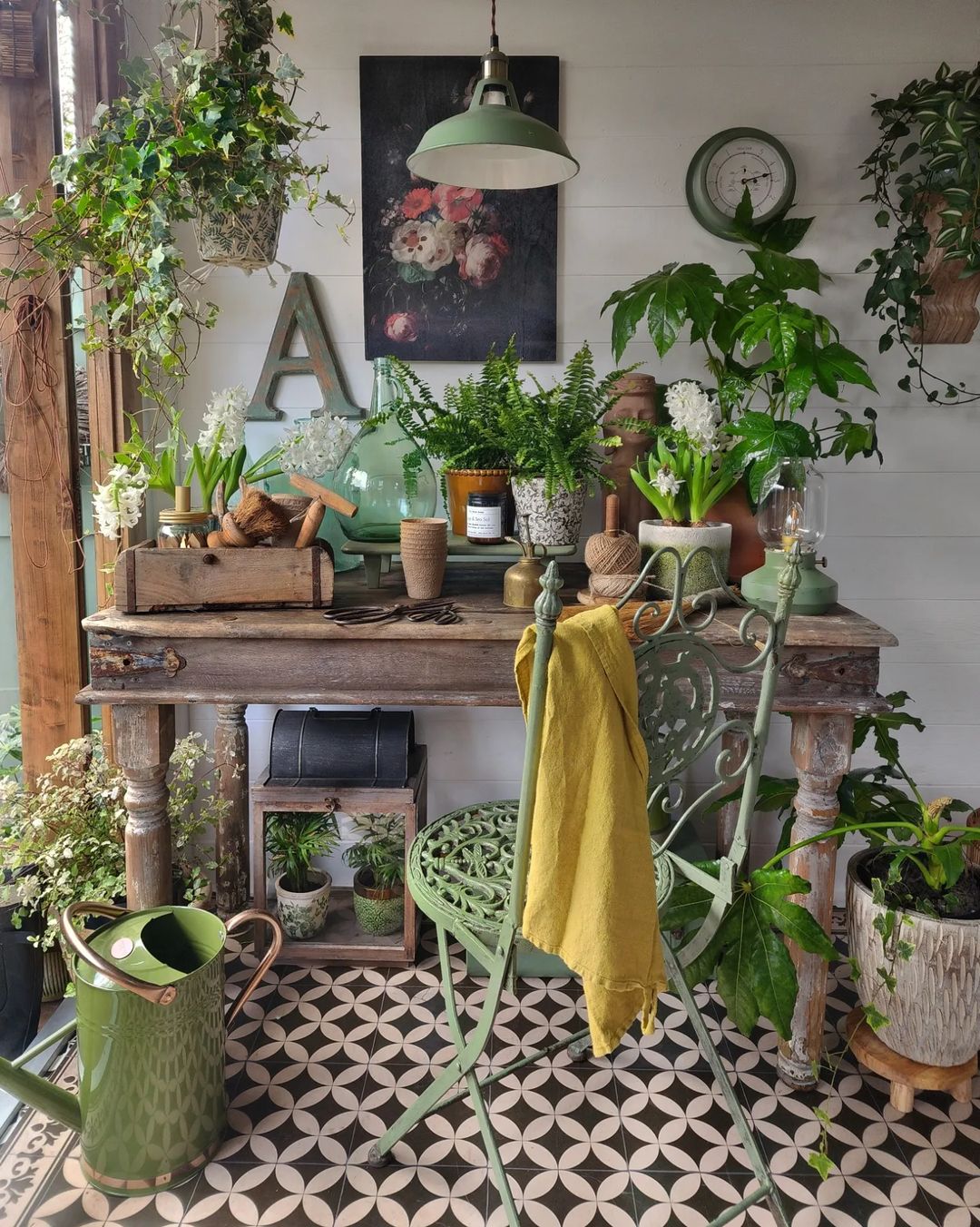 This Seaside Cottage Is A Rustic Haven