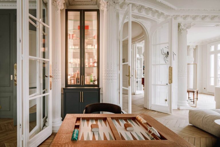 Discover the Timeless Elegance of a Parisian Apartment