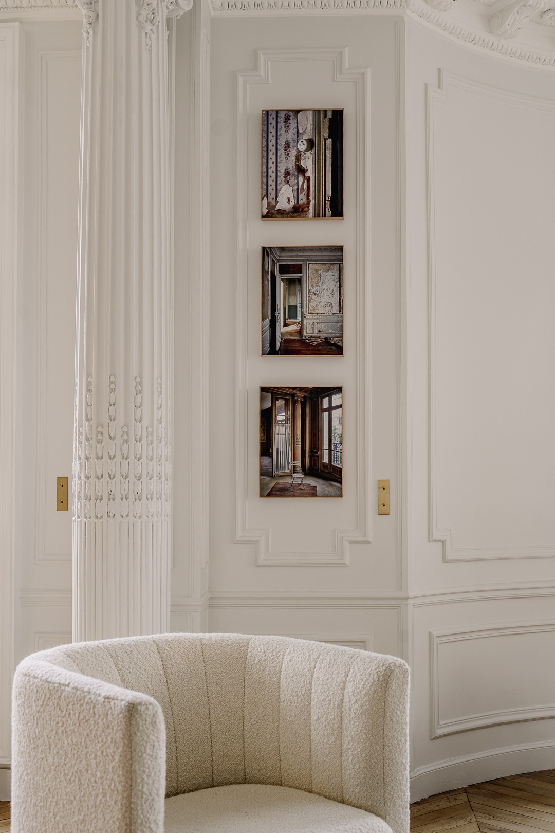 Discover the Timeless Elegance of a Parisian Apartment