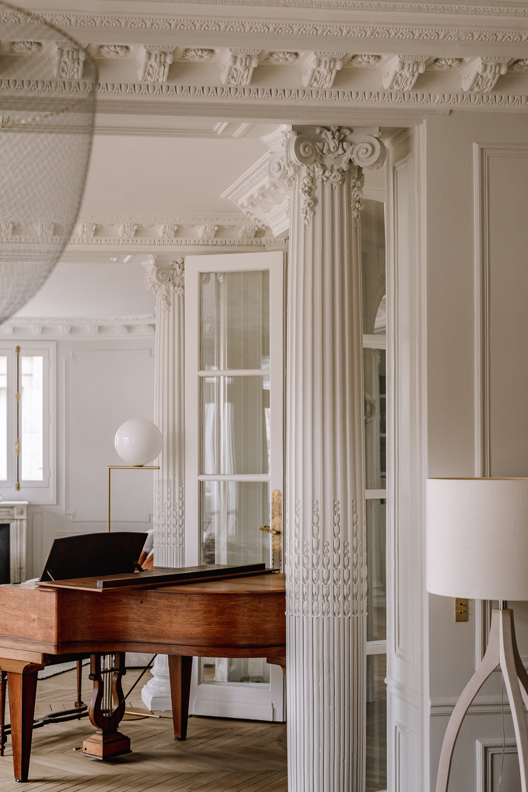 Discover the Timeless Elegance of a Parisian Apartment
