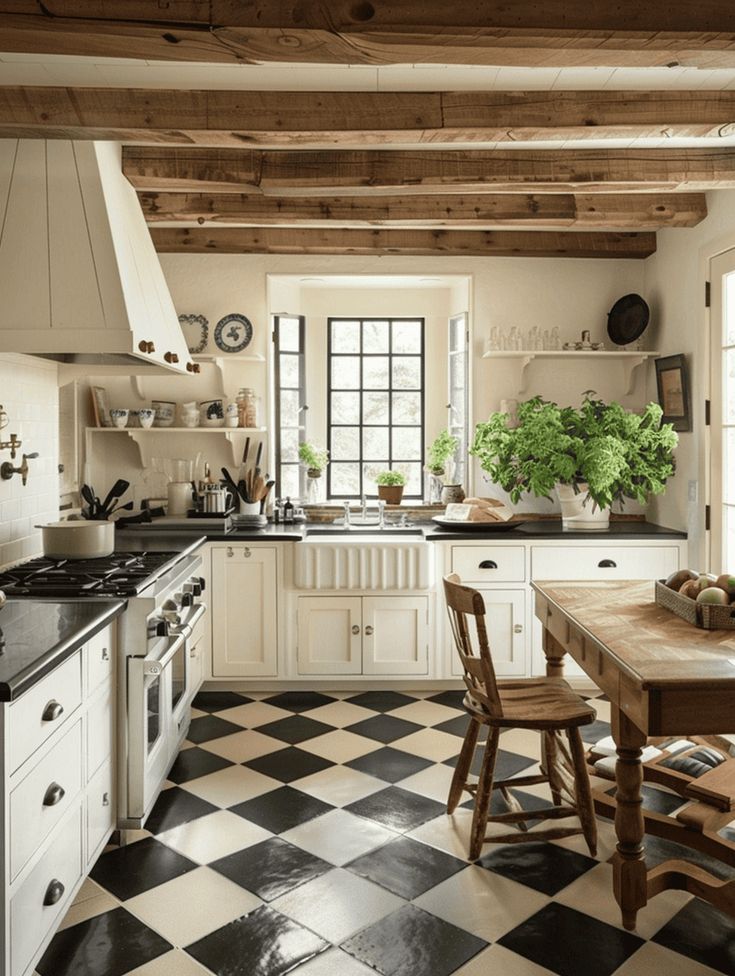 25 Kitchen Trends for 2025: What Top Interior Designers Are Saying