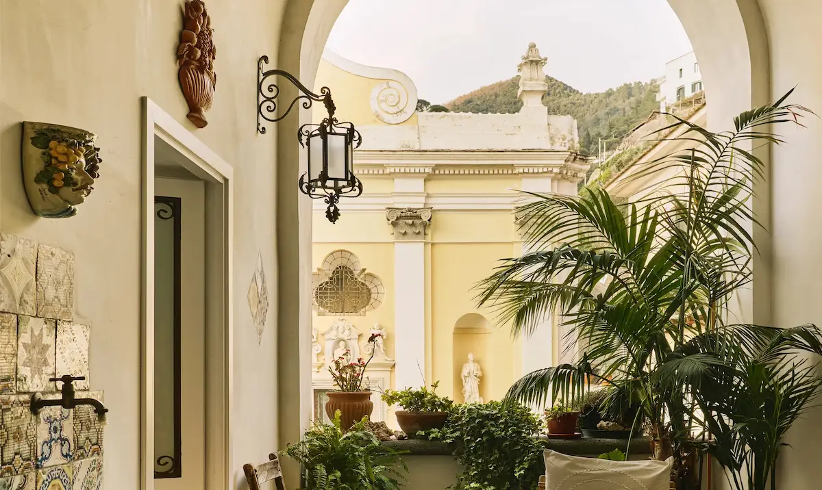 This 18th-Century Palazzo Apartment on the Amalfi Coast Is a Masterclass in Collected Interiors